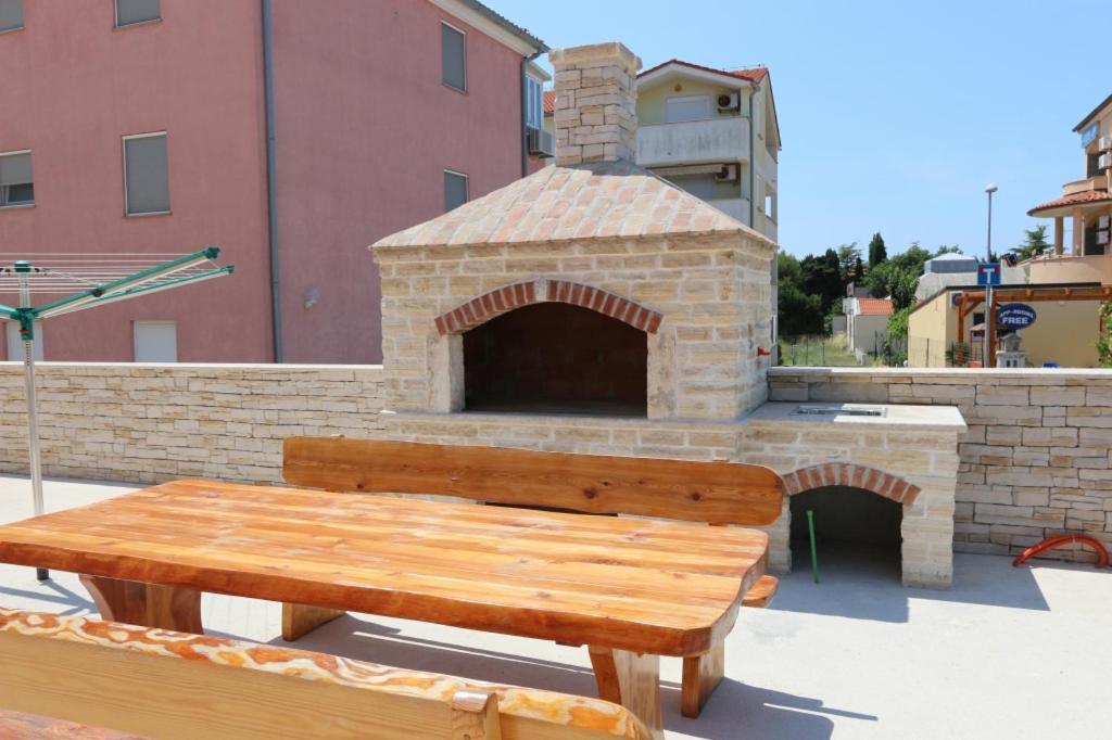 Guesthouse Medulin Exterior foto