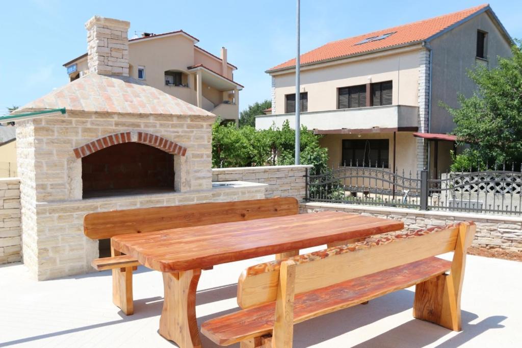 Guesthouse Medulin Exterior foto